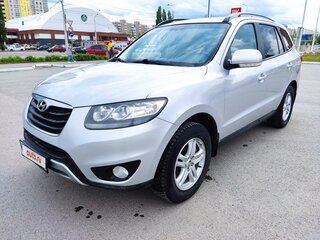 2011 Hyundai Santa Fe II Рестайлинг, серебристый, 750000 рублей, вид 1