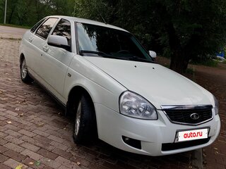 2014 Lada (ВАЗ) Priora I Рестайлинг, белый, 650000 рублей, вид 3