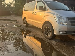 2008 Hyundai Grand Starex I, серый, 1049000 рублей, вид 1