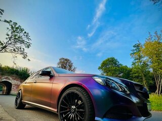 2013 Mercedes-Benz E-Класс 200 IV (W212, S212, C207) Рестайлинг, чёрный, 1795000 рублей, вид 1
