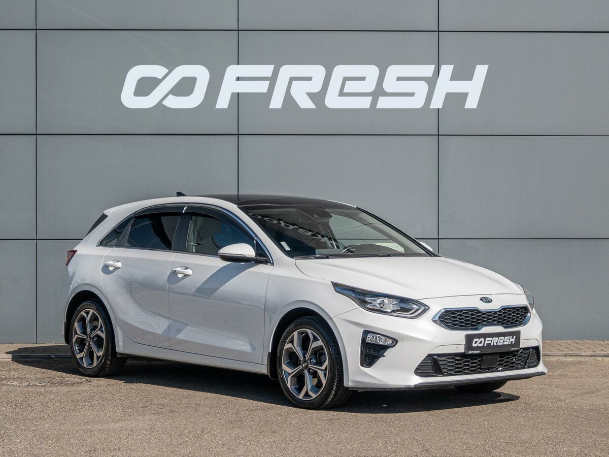 Открыть фотографии: Kia Ceed III