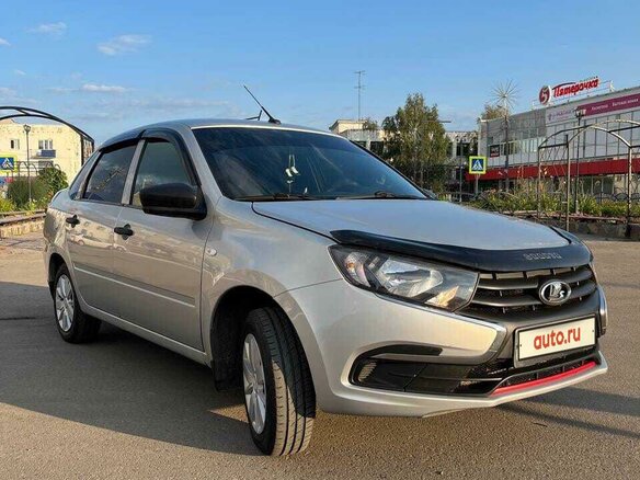 2021 Lada (ВАЗ) Granta I Рестайлинг, серебристый, 890000 рублей - вид 2