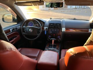 2008 Volkswagen Touareg I Рестайлинг, серый, 1300000 рублей, вид 5