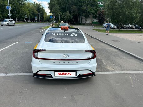 2021 Hyundai Sonata VIII (DN8), белый, 1640000 рублей, вид 5