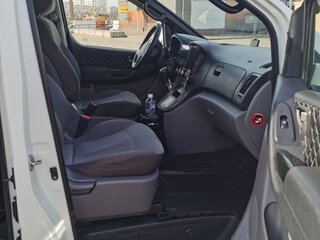 2012 Hyundai H-1 II, белый, 1800000 рублей, вид 3