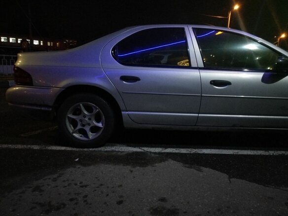 1999 Plymouth Breeze, серый, 250000 рублей - вид 4