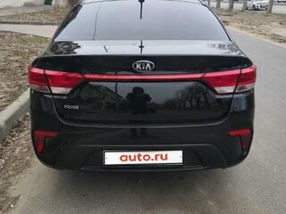 2020 Kia Rio IV, чёрный, 1390000 рублей, вид 3