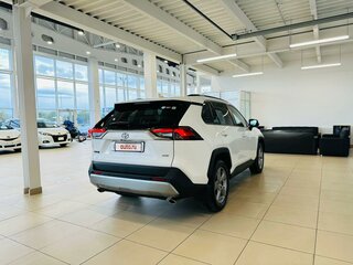 2019 Toyota RAV4 V (XA50), белый, 3100000 рублей, вид 5