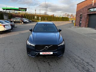 2023 Volvo XC60 II Рестайлинг, голубой, 4200000 рублей, вид 3