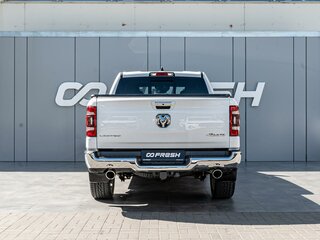 2022 Ram 1500 Crew Cab IV (DS/DJ), белый, 6930000 рублей, вид 4