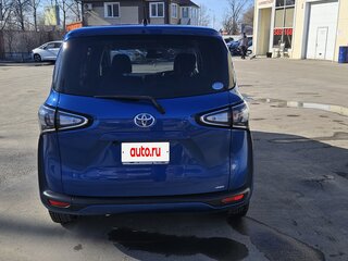 2019 Toyota Sienta II Рестайлинг, синий, 1300000 рублей, вид 5