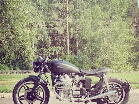 1987 Honda GL 500 Silver Wing, чёрный, 300000 рублей, вид 5