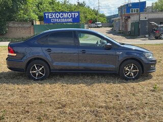 2016 Volkswagen Polo V Рестайлинг, синий, 740000 рублей, вид 3