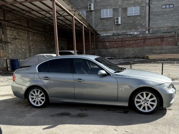 2005 BMW 3 серии 325i V (E90/E91/E92/E93), серый, 700000 рублей - вид 2
