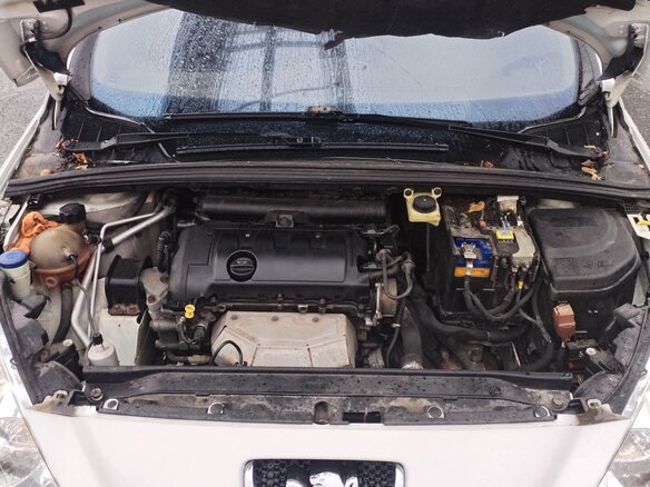 2009 Peugeot 308 I, белый, 400000 рублей - вид 6