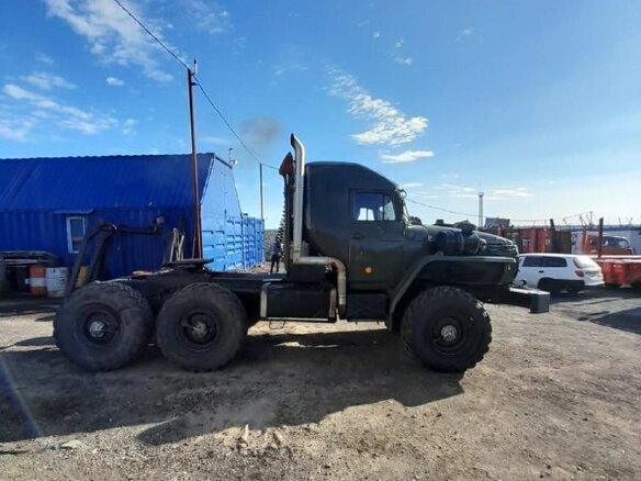 1980 Урал 4320, зелёный, 320000 рублей - вид 4