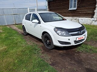 2012 Opel Astra H Рестайлинг, белый, 600000 рублей, вид 2