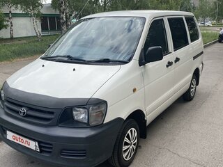 2005 Toyota Town Ace III, белый, 850000 рублей, вид 1