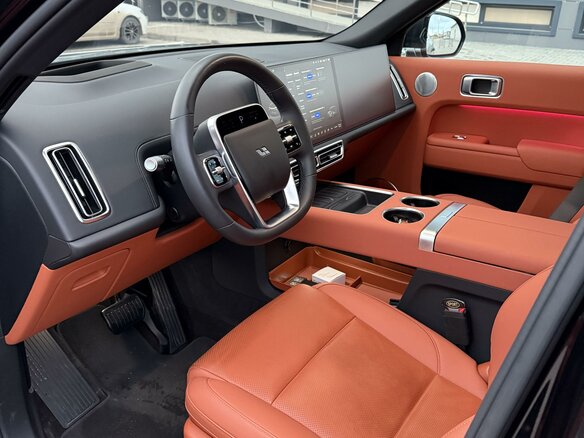 2024 Li Auto (Lixiang) L9 52.3 kWh I Рестайлинг, чёрный, 9000000 рублей - вид 9