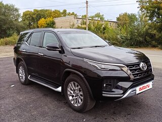 2021 Toyota Fortuner II Рестайлинг, чёрный, 4200000 рублей, вид 1