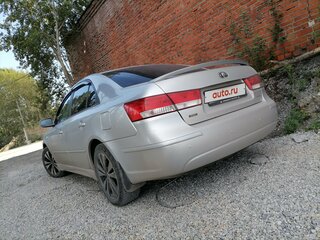 2008 Hyundai Sonata V (NF), серебристый, 550000 рублей, вид 3