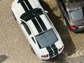 2009 Ford Mustang Shelby GT500 V Рестайлинг, белый, 7900000 рублей - вид 3