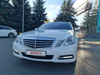 2010 Mercedes-Benz E-Класс 200 5G-Tronic IV (W212, S212, C207), белый, 1350000 рублей, вид 3
