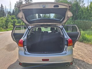 2013 Mitsubishi ASX I Рестайлинг, серебристый, 1300000 рублей, вид 5