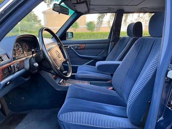 1989 Mercedes-Benz S-Класс 560 II (W126) Рестайлинг, синий, 7000000 рублей - вид 19