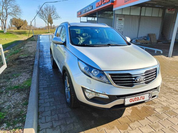 2013 Kia Sportage III, серебристый, 1500000 рублей - вид 3