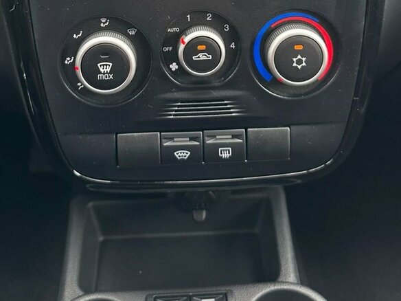 2026 Lada (ВАЗ) Granta Sport I Рестайлинг, белый, 1582000 рублей - вид 22