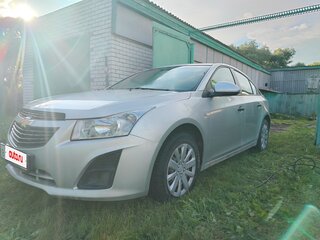 2013 Chevrolet Cruze I Рестайлинг, серебристый, 990000 рублей, вид 2