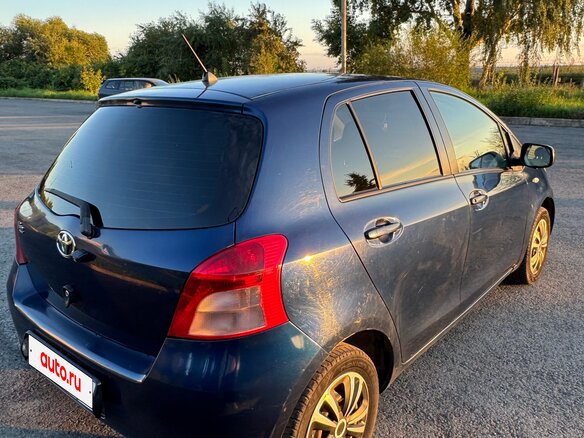 2005 Toyota Vitz II (XP90), синий, 500000 рублей - вид 5