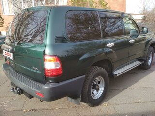 2005 Toyota Land Cruiser 105 100 Series Рестайлинг 2, зелёный, 2870000 рублей, вид 5