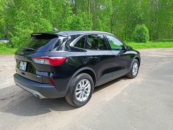 2020 Ford Escape IV, чёрный - вид 6