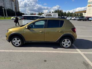 2015 Renault Sandero Stepway II, зелёный, 650000 рублей, вид 3