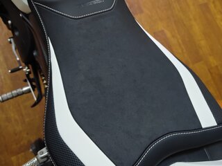 2009 Honda CBR 1000 RR/RA Fireblade, белый, 750000 рублей, вид 4
