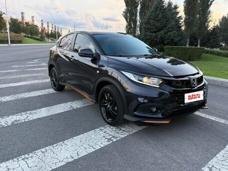 2022 Honda Vezel I Рестайлинг, белый, 2000000 рублей, вид 3