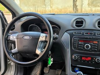 2010 Ford Mondeo IV Рестайлинг, серебристый, 910000 рублей, вид 5