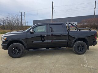 2020 Ram 1500 Crew Cab V, чёрный, 6340000 рублей, вид 4