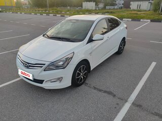 2015 Hyundai Solaris I Рестайлинг, белый, 1150000 рублей, вид 1