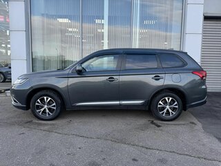 2018 Mitsubishi Outlander III Рестайлинг 2, серый, 1859000 рублей, вид 4