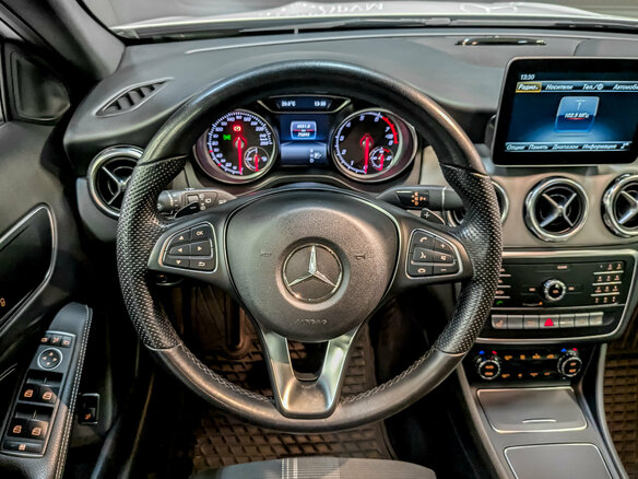 2019 Mercedes-Benz GLA 200 I (X156) Рестайлинг, белый, 2530000 рублей - вид 20
