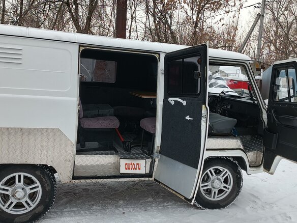 2013 УАЗ 3909, белый, 750000 рублей - вид 14
