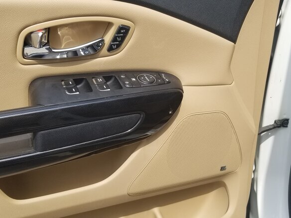 2017 Kia Carnival III, белый - вид 21