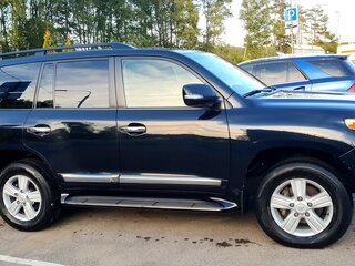 2012 Toyota Land Cruiser 200 Series Рестайлинг 1, чёрный, 4200000 рублей, вид 3