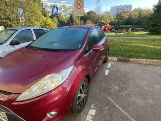 2009 Ford Fiesta Mk6, красный, 620000 рублей, вид 1
