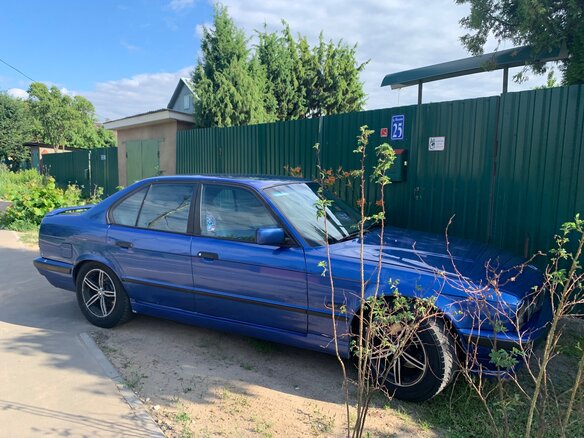 1995 BMW 5 серии 520i III (E34), синий - вид 13