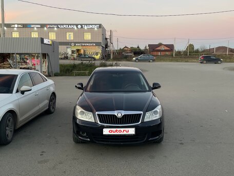 2010 Skoda Octavia II (A5) Рестайлинг, чёрный, 499000 рублей, вид 5