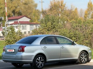 2008 Toyota Avensis II Рестайлинг, серебристый, 800000 рублей, вид 4